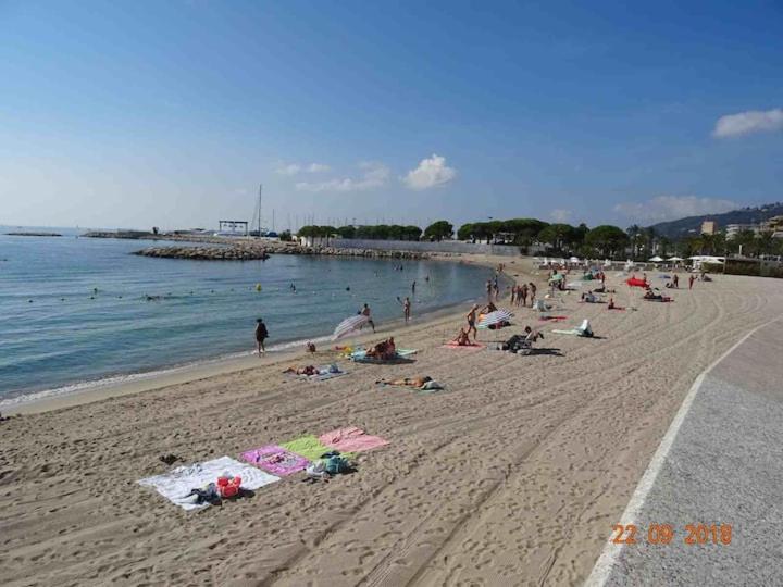 F1 A 5 Minutes Des Plages Et De La Gare วาลูริส ภายนอก รูปภาพ